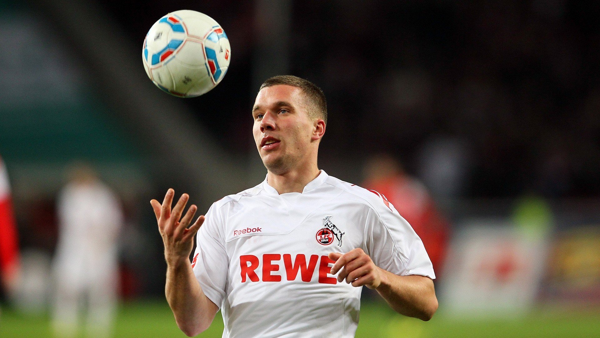 九游sports-“最炫花式：联盟中最酷的运球和投篮”，炫酷篮球花式运球